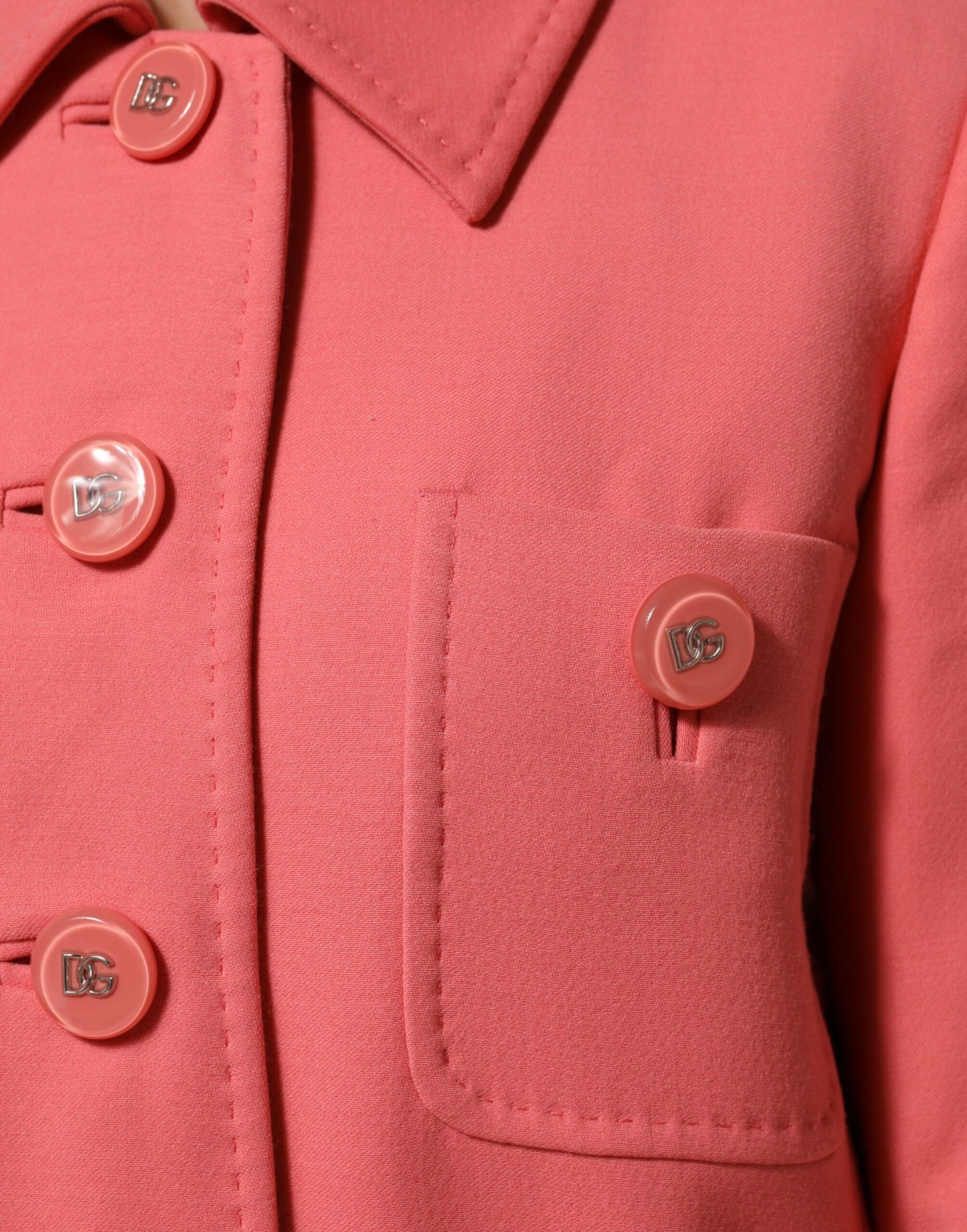 Dolce &amp; Gabbana roze trenchcoat met knopen