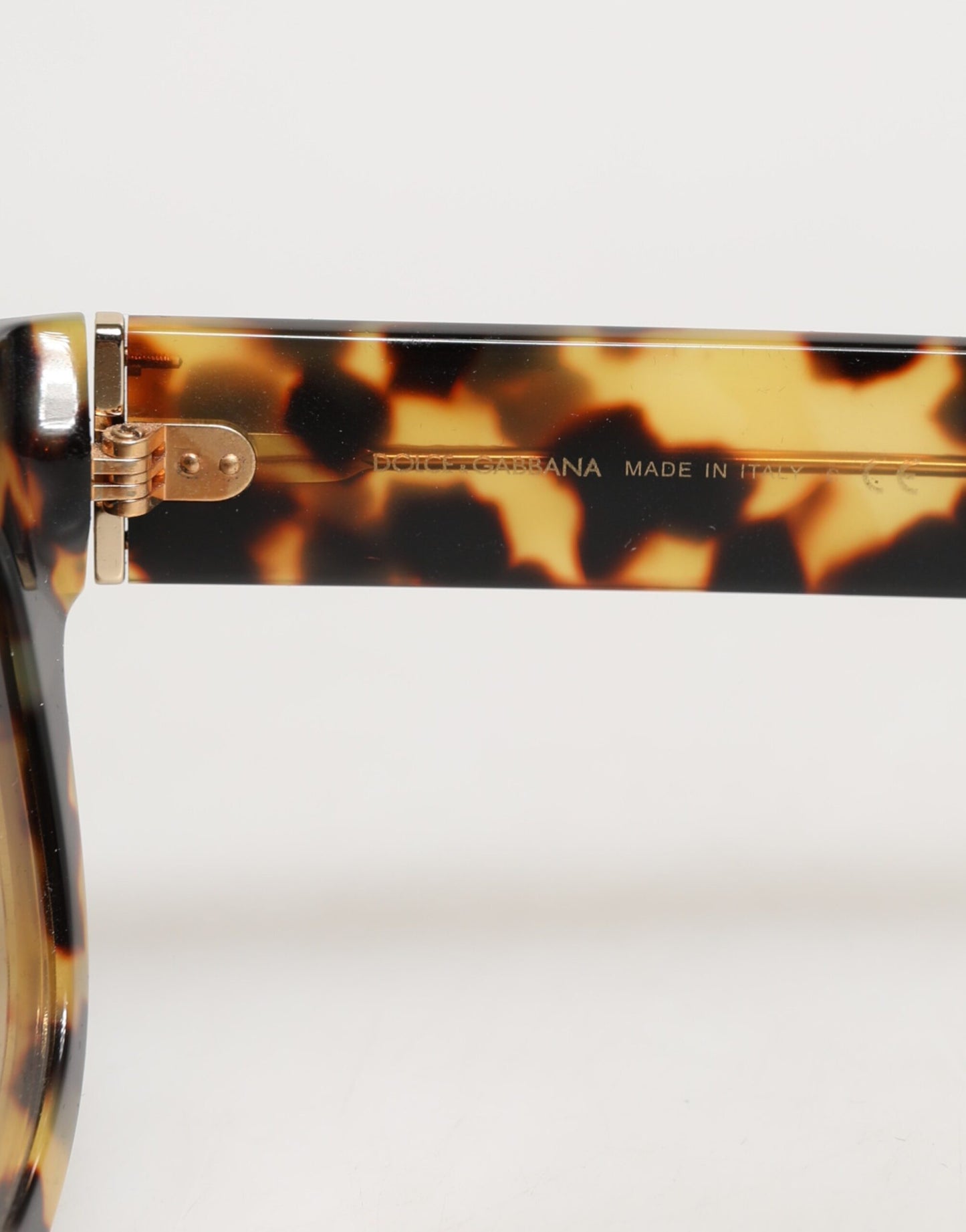 Lunettes de soleil Dolce &amp; Gabbana DG4379F en acétate blanc effet écaille de tortue dégradé.