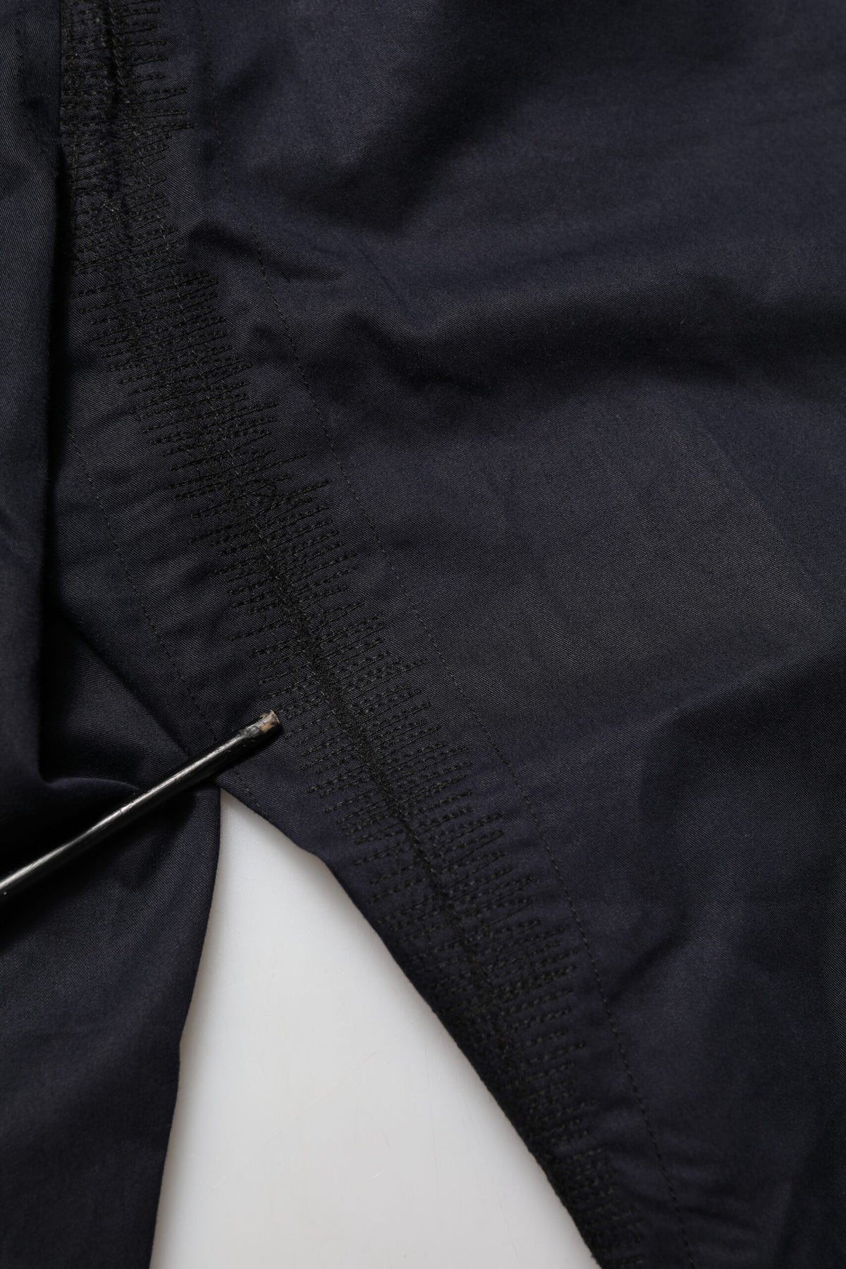 Pantalon de jogging Dolce &amp; Gabbana noir à taille mi-haute et cordon de serrage pour homme