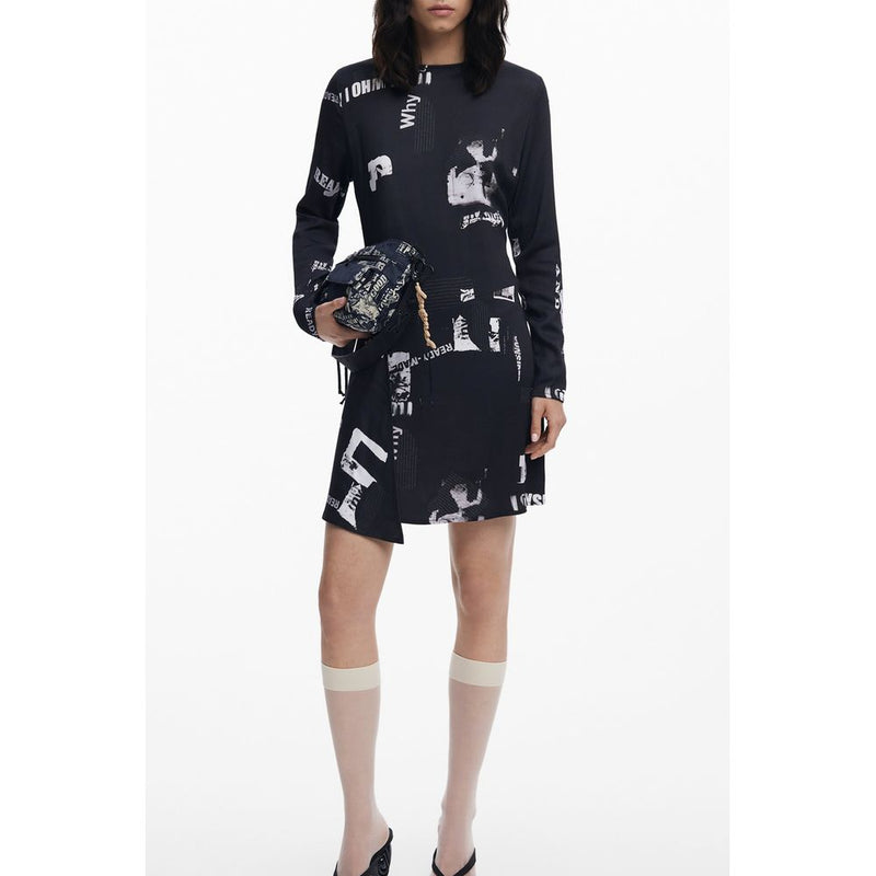 Robe Elastane Noire Desigual - Élégante et Confortable