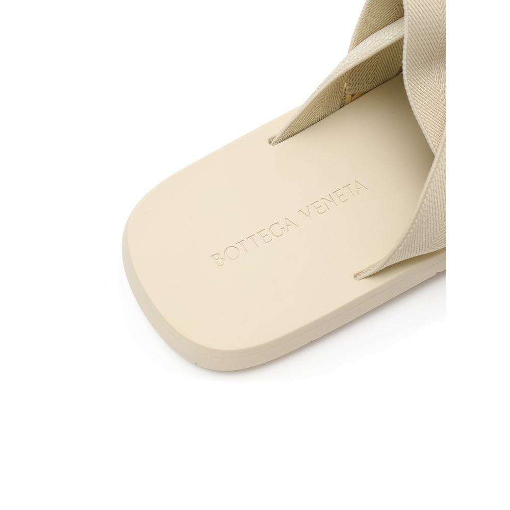 Chaussons en tissu beige de Bottega Veneta