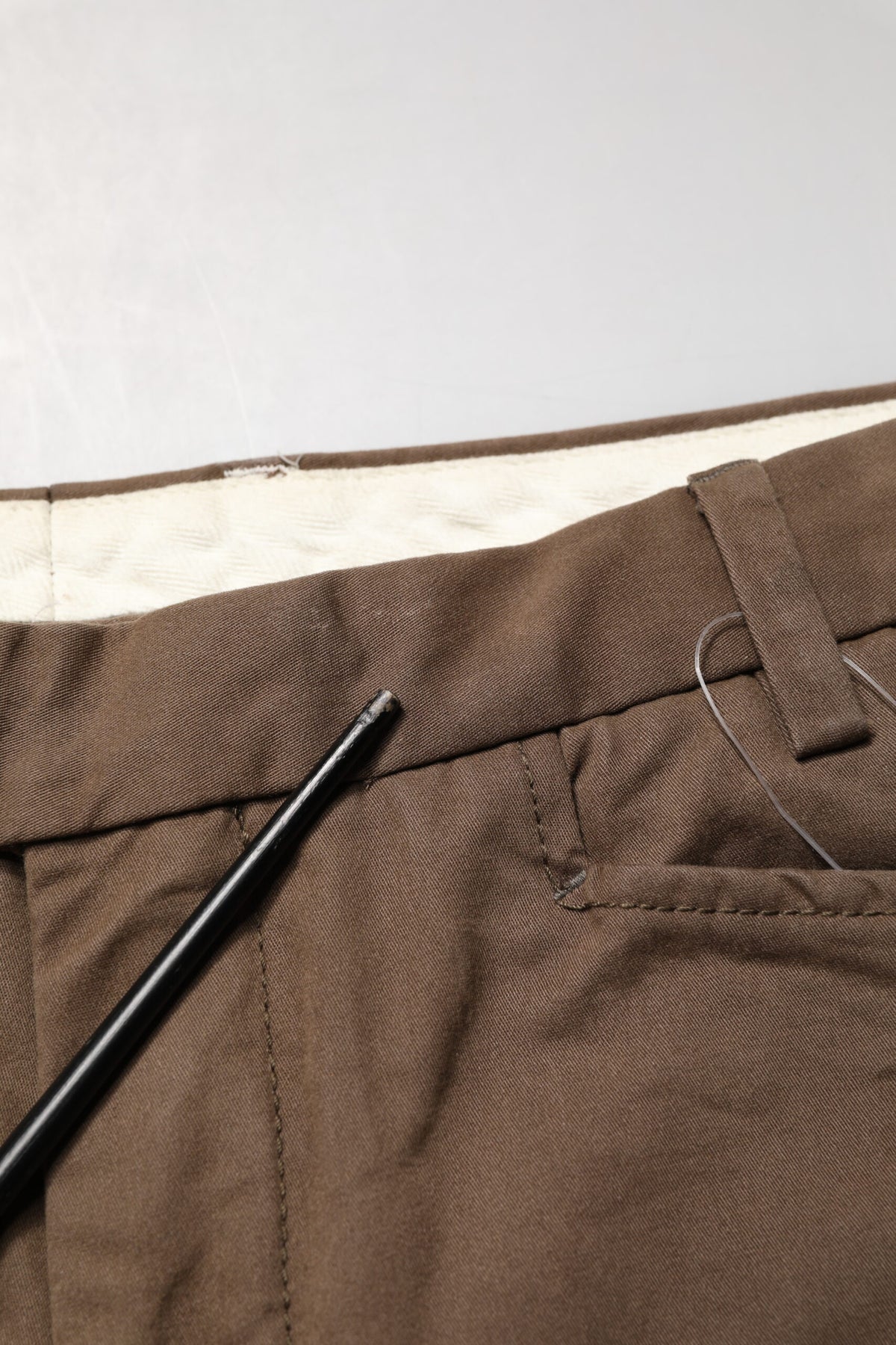 Exte Pantalon Chino Homme Coupe Droite Taille Mi-haute Marron