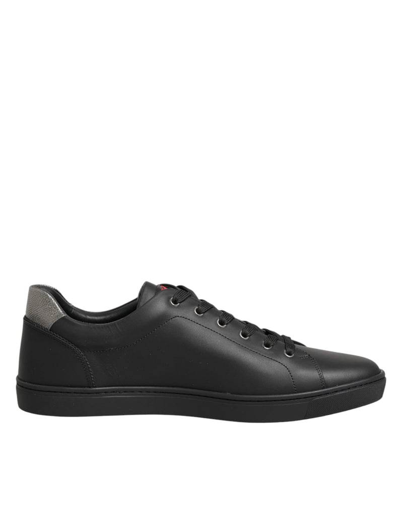 Dolce & Gabbana Sneakers en Cuir Noir avec Embellissements en Forme de Cœur