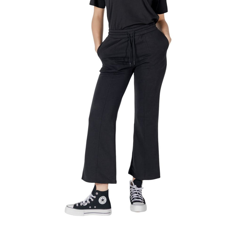Converse Black Star Chevron Open Hem Joggers for Women