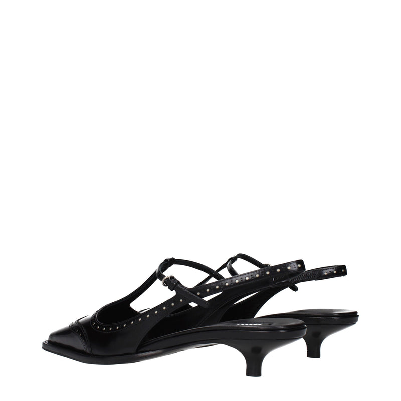 Miu Miu Black Leather Mid Heel Pumps - Élégance et Confort
