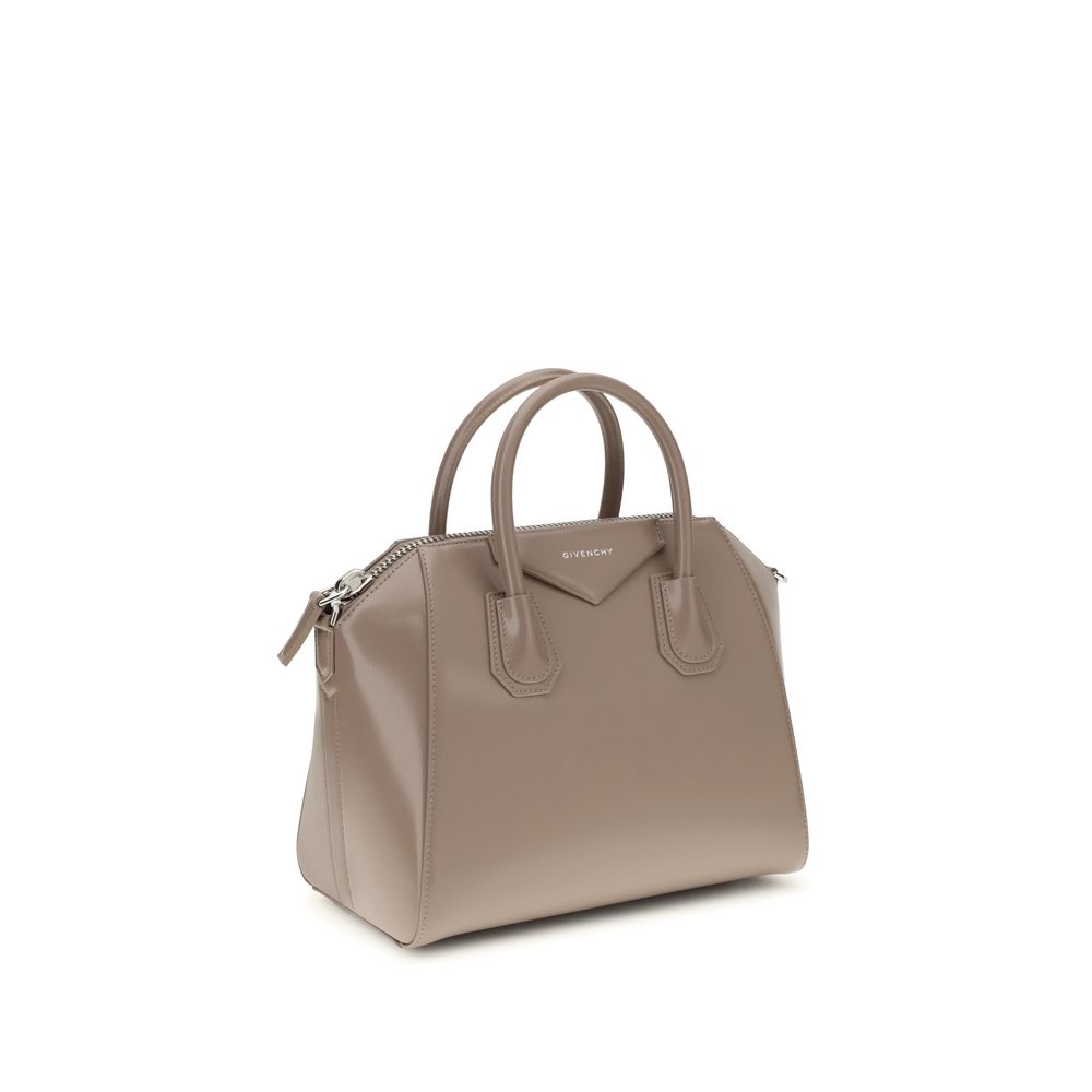 Sac à bandoulière Givenchy Antigona en cuir de veau gris