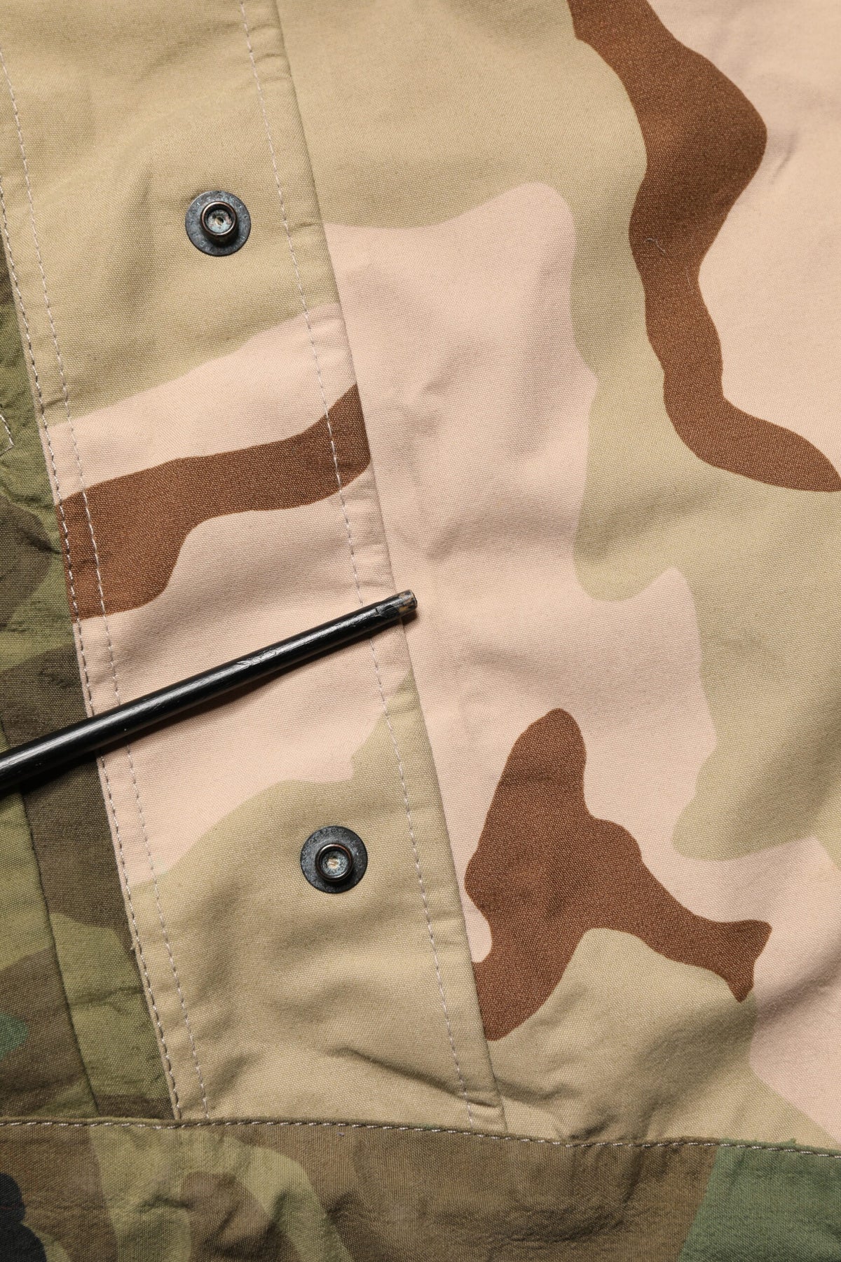 Veste imperméable à capuche camouflage multicolore Dolce &amp; Gabbana
